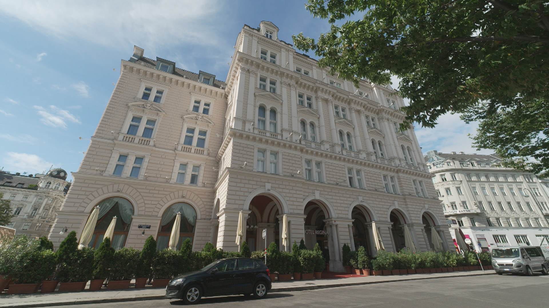 6 Hotel Regina