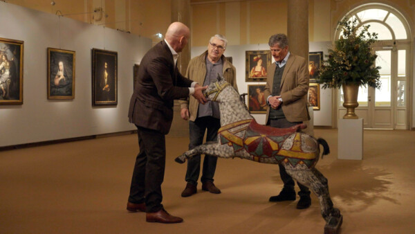 01 Karussellpferd Experte Ulrich Prinz Gast Roman Jelinek