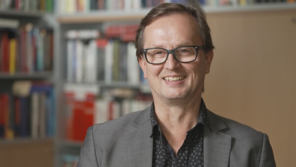 08 Pressefotos Bauer und Politik Herbert Langthaler Historiker