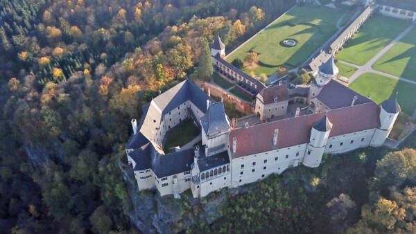 1-Rosenburg01_ Clever-Contents_Oliver-Indra