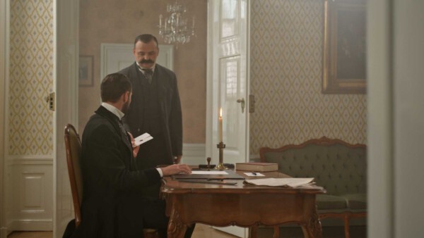 16 Das Ende der Dynastien Franz I im Buero