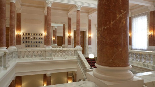 5 Das Ende der Dynastien Rus Botschaft Innen