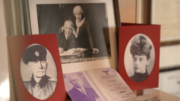 5 Fotos von General Krasnow und seine Frau Lydia w