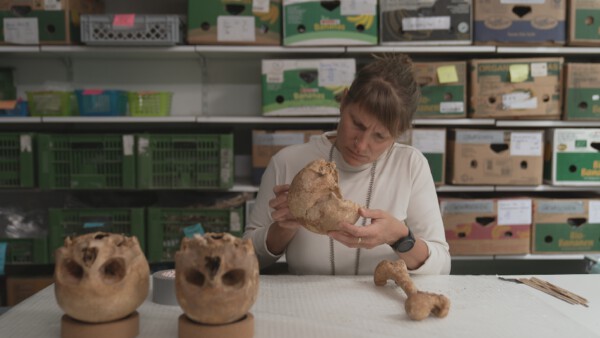 Bild 04 Michaela Binder bei der Arbeit