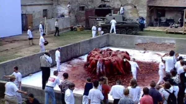 Das-Universum-des-Hermann-Nitsch_Trailer_900419
