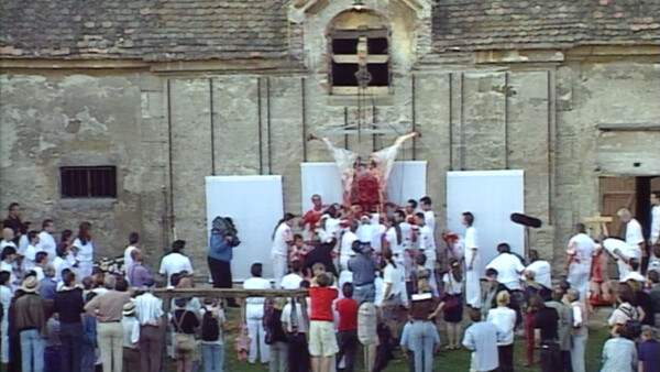 Das-Universum-des-Hermann-Nitsch_Trailer_900487