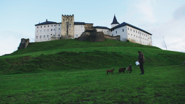 IKE GURKTAL Tierpark unterm Schloss Strassburg