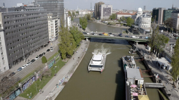 Twin City Liner Schwedenplatz Drohne01