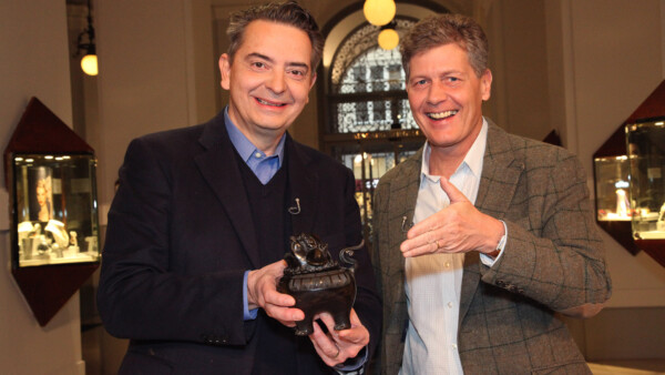 WSS74_Christoph Wagner-Trenkwitz_Karl Hohenlohe_Asiatischer Räucherdrachen3